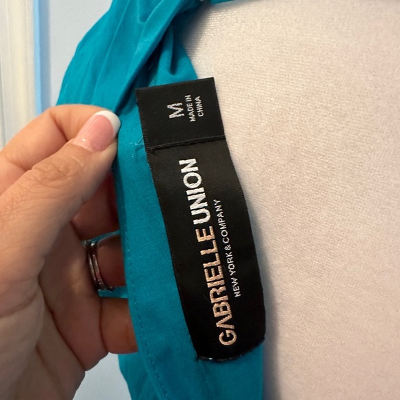 Gabrielle Union jumpsuit wore 1 time like new, pretty aqua color. No stretch - Picture 4 of 4